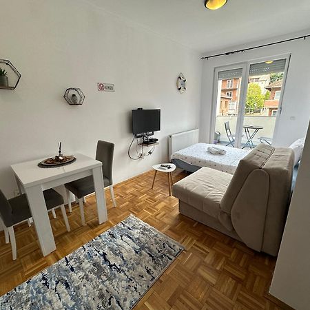 Apartment Guri Pristina Kültér fotó
