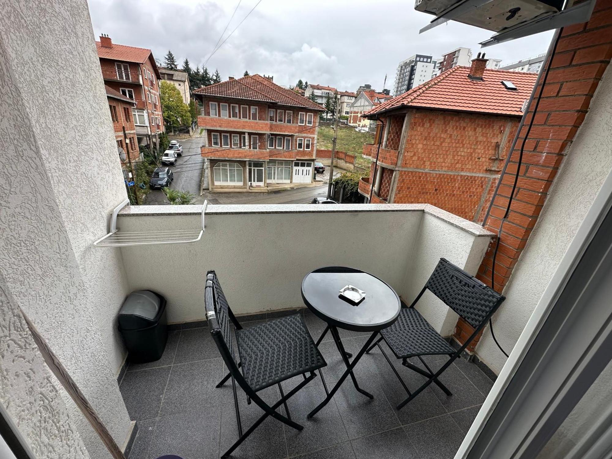 Apartment Guri Pristina Kültér fotó